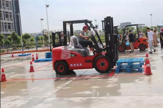 杭叉|叉車的總體組成結(jié)構(gòu)，你知道多少？