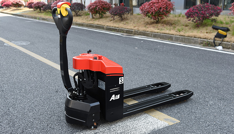 電動(dòng)搬運(yùn)車(chē)