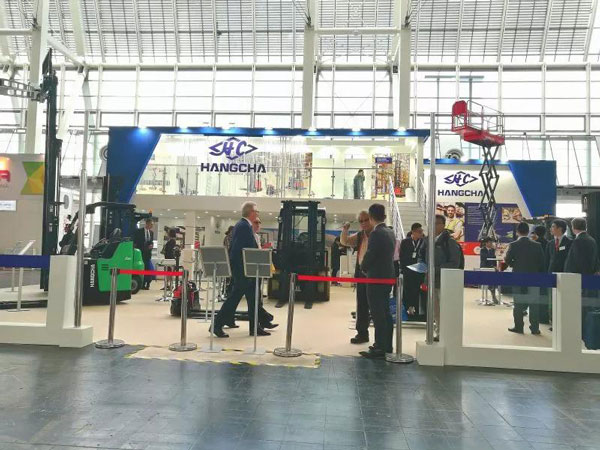 杭叉集團(tuán)攜電動叉車，閃耀CeMAT 2018