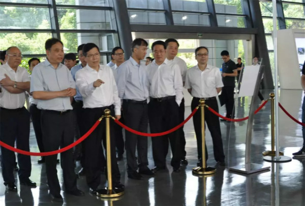 為什么說杭叉是個偉大的企業(yè)？杭州市市長也來走訪調(diào)研！