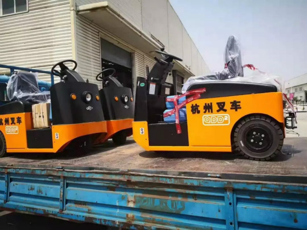 有質量有保證，杭叉的電動牽引車再一次交付天津某企業(yè)！