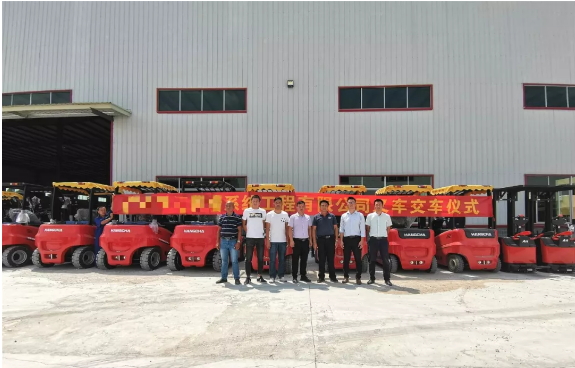 逆天了！杭叉交付某工程企業(yè)數(shù)十臺(tái)車