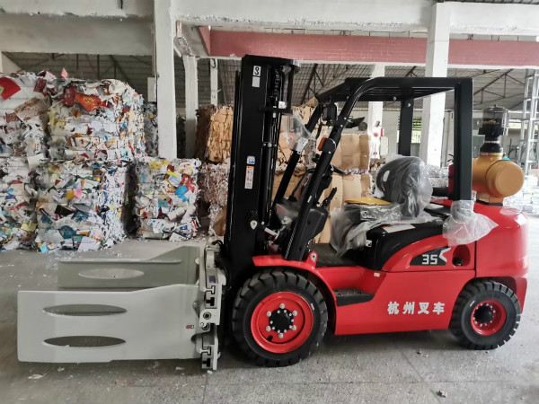 你的內燃叉車柴油濾芯有在正確更換嗎？